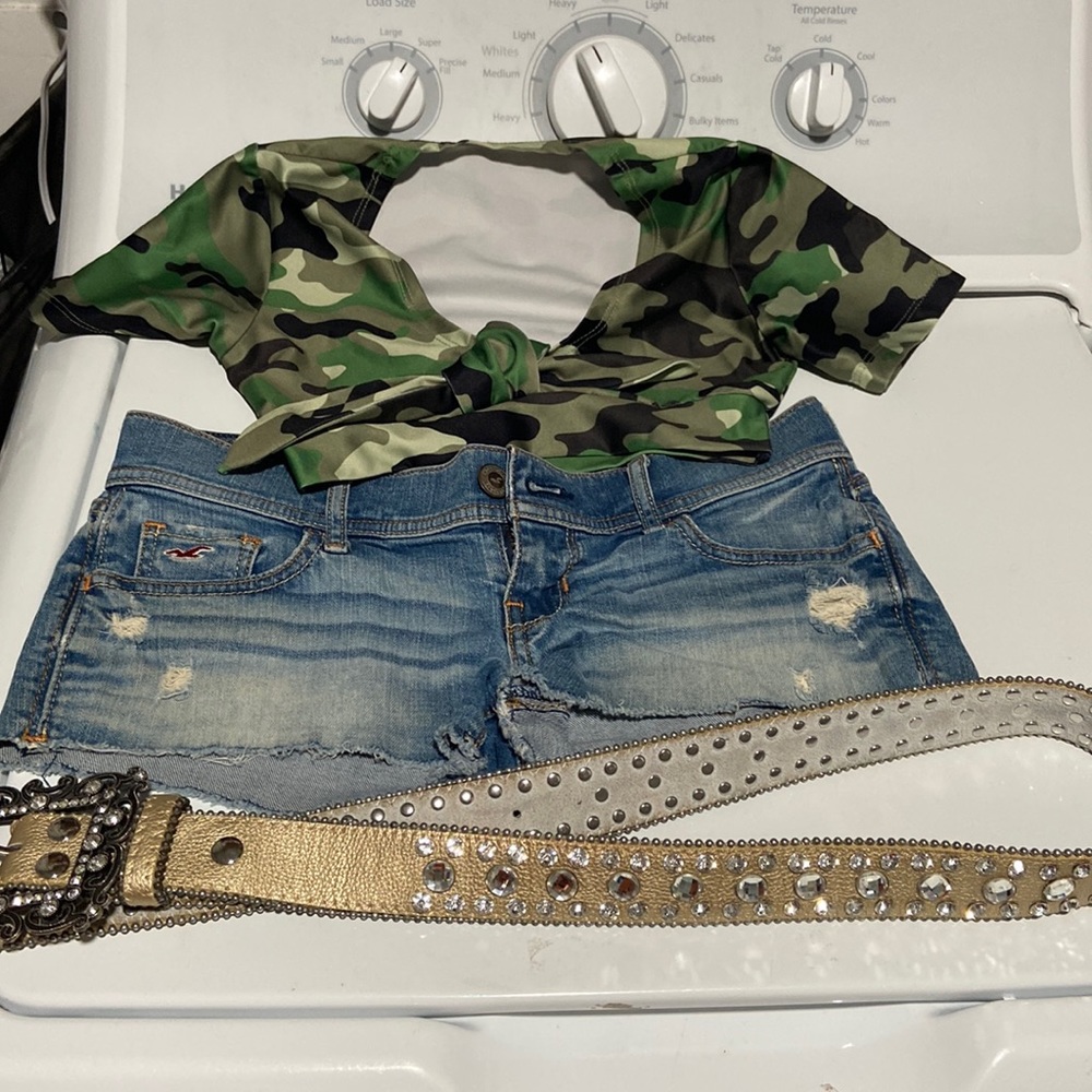 Twin Peaks Camo Top